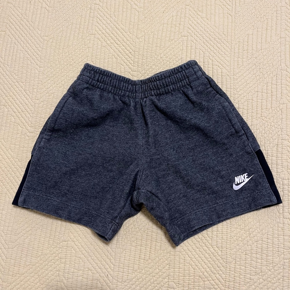 3T Nike boy shorts